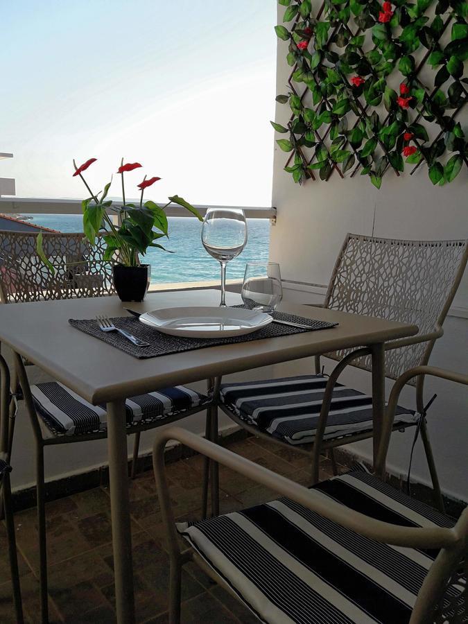 Appartamento A Unique Seaside View!!! Rhodes City Esterno foto